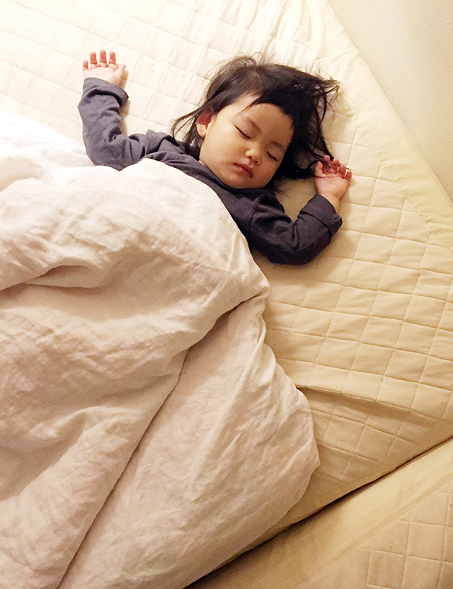 赤ちゃんの眠りと寝かしつけは体内時計を正しくセットすることから 育児情報誌miku ミク